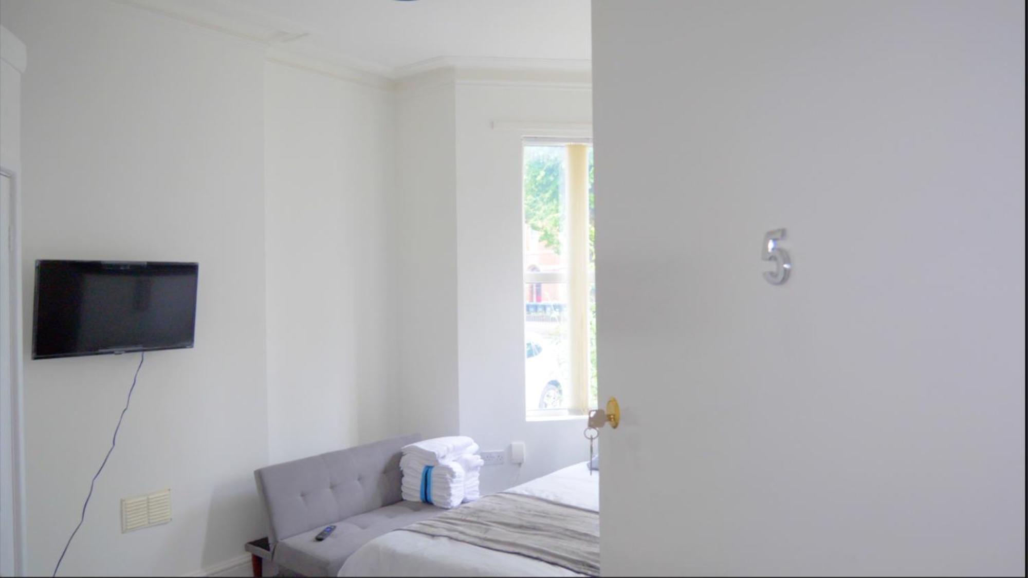 Cosy & Modern 1 Bed Studio Apart-Hotel Leamington Spa Bagian luar foto