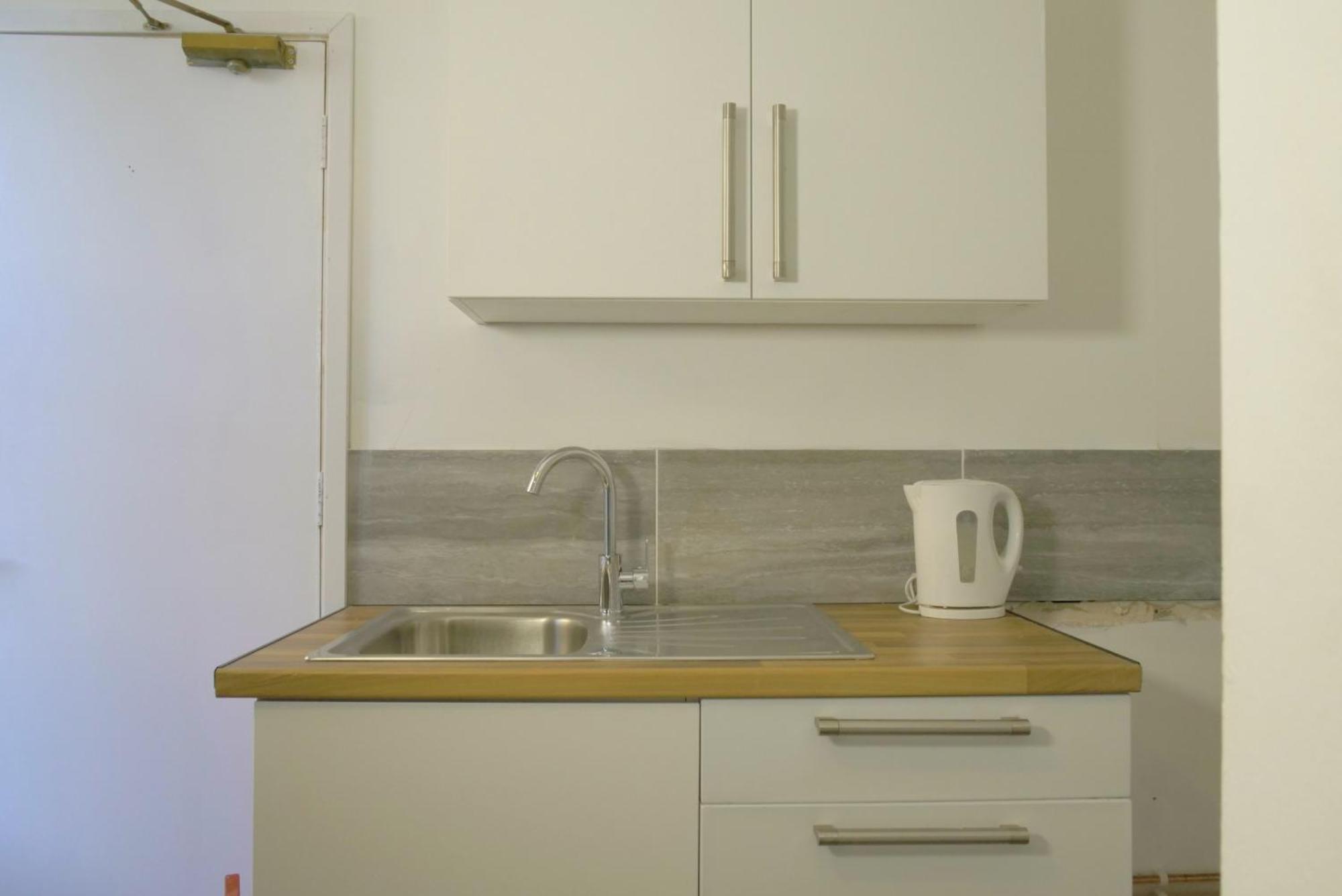 Cosy & Modern 1 Bed Studio Apart-Hotel Leamington Spa Bagian luar foto